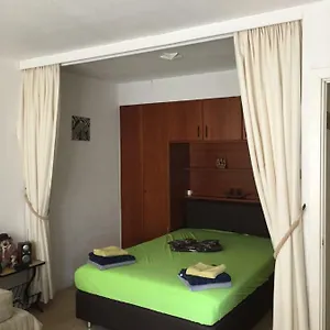 https://studio-oostende-budget.ostend-hotel.net