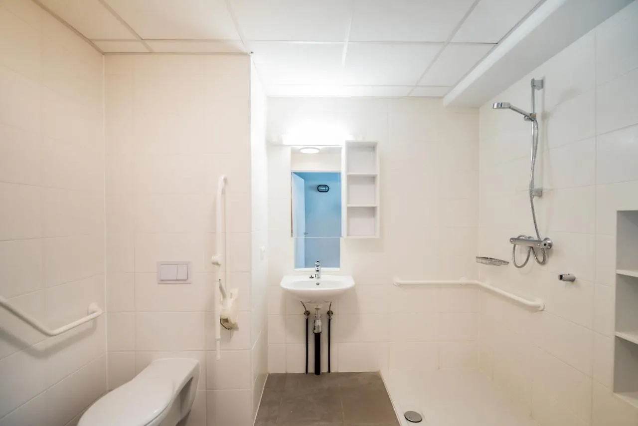 Hi Charleroi Hostel